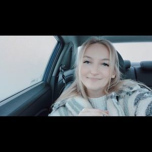 Meet your Posher, Michaela